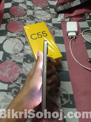 Realme c55